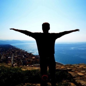 Il Mondo Gira al Contrario